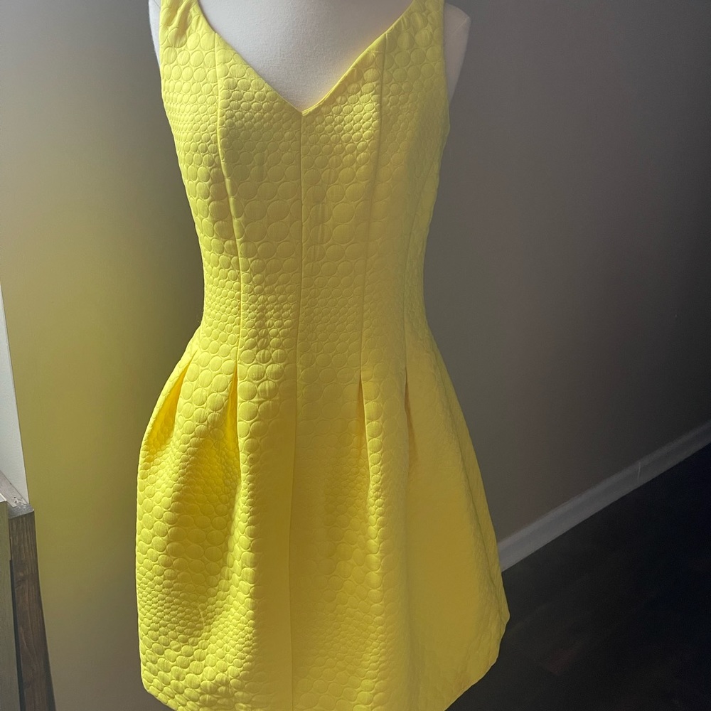 Just Taylor structured flare yellow dress 2 summer